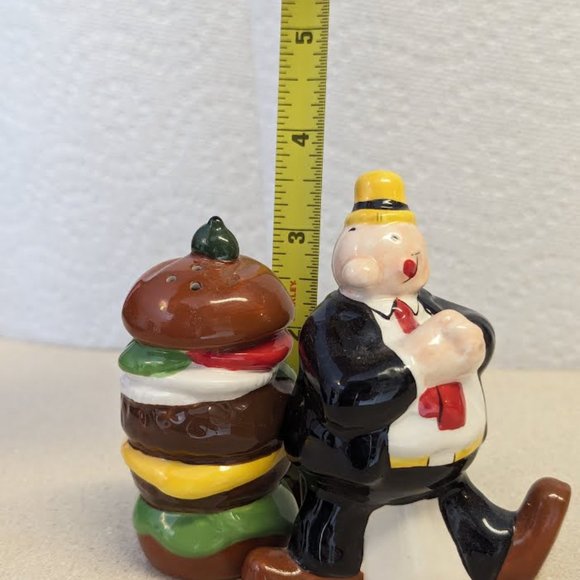 Popeye's Wimpy and hamburger salt and pepper shakers set - Picture 11 of 11